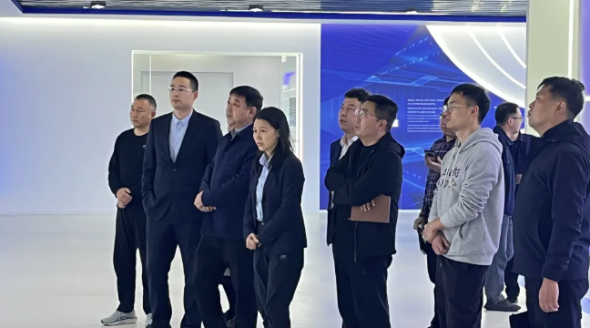 2024年12月3日高阳县政协到访谈球吧电气集团考察交流